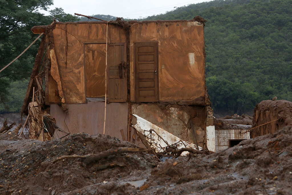 282 famílias de Mariana e Barra Longa aguardam a reconstrução de suas casas desde 2015. Foto: Rogério Alves / TV Senado