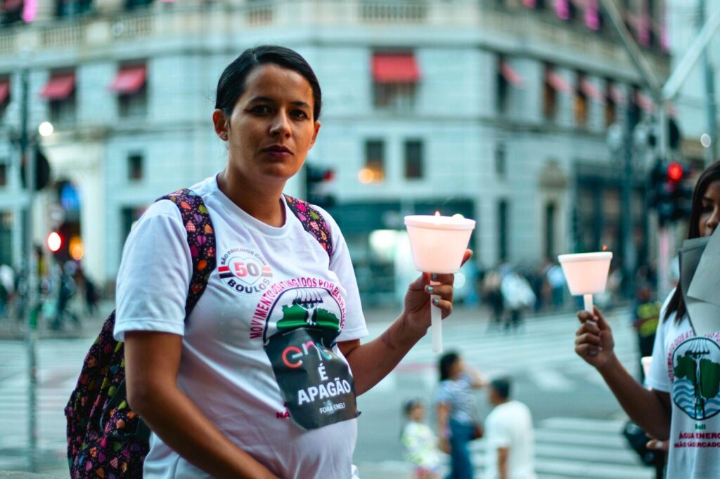 Em São Paulo, atingidos lutam contra a alta tarifa e a má qualidade do serviço da Enel. Foto: Pedro Salvador MAB