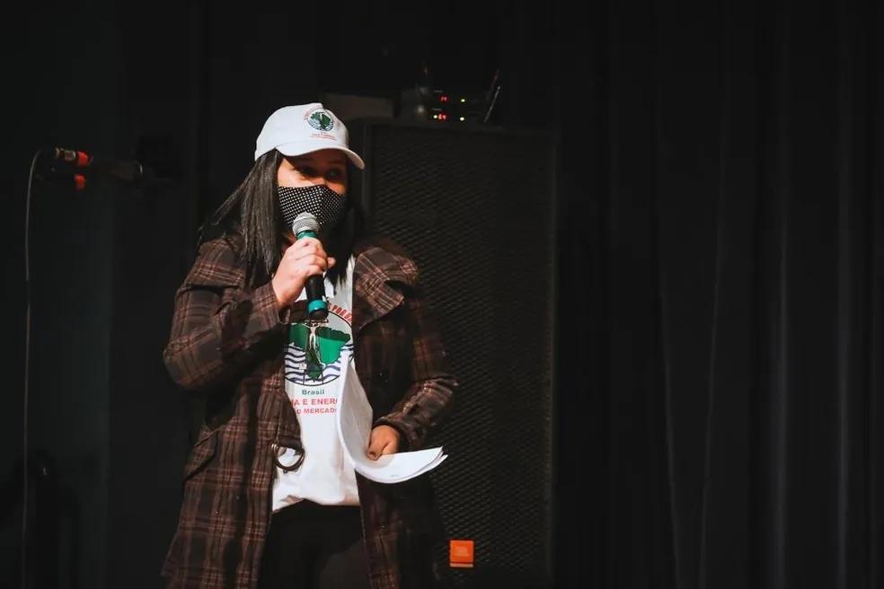 Quando foi assassinada, Débora tinha 30 anos e coordenava o grupo do MAB na Vila dos Herdeiros, zona leste de Porto Alegre. Foto: Arquivo MAB