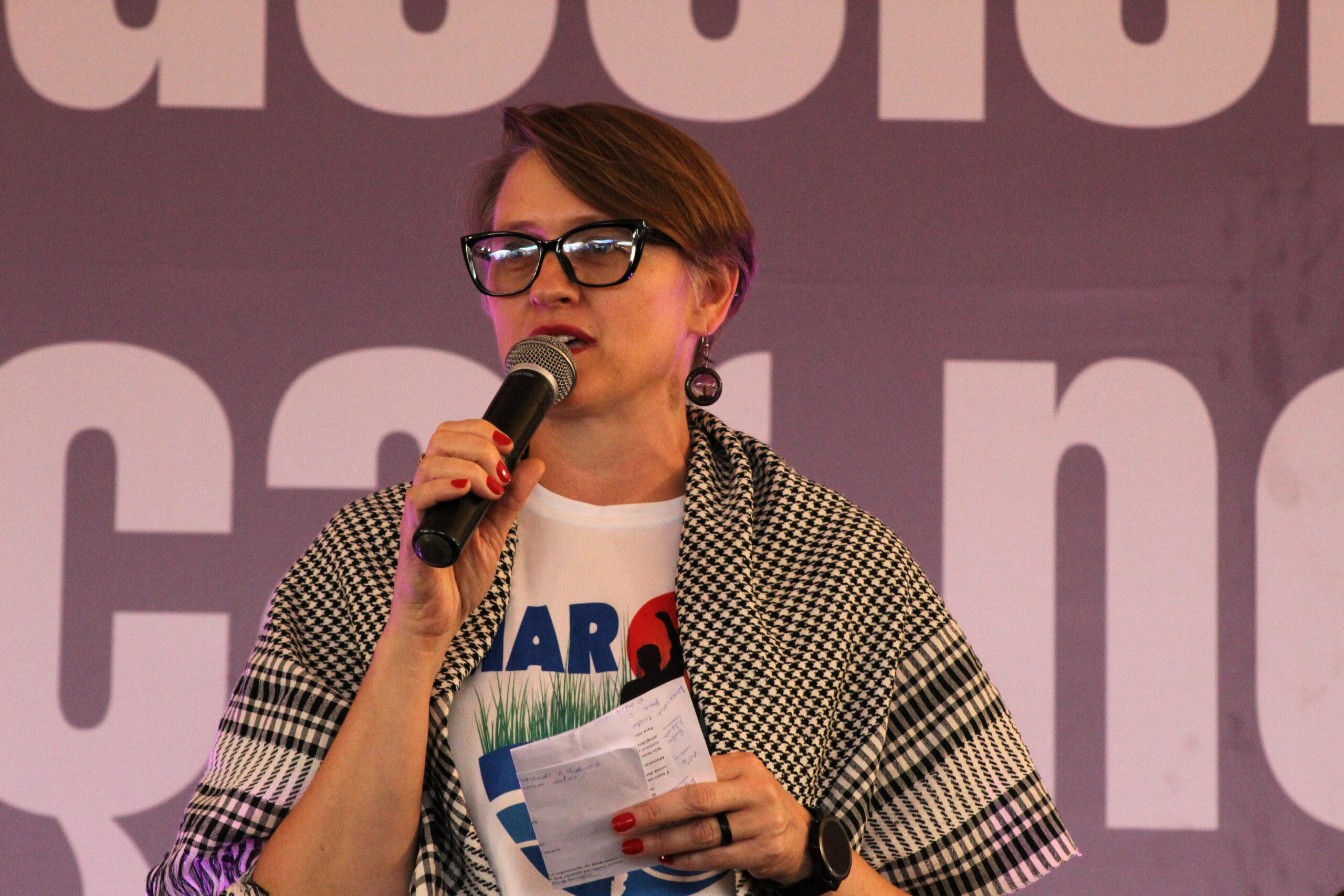 Soniamara Maranho, membro da coordenação nacional do MAB, durante o G20. Foto: Marta Fleita / MAB 