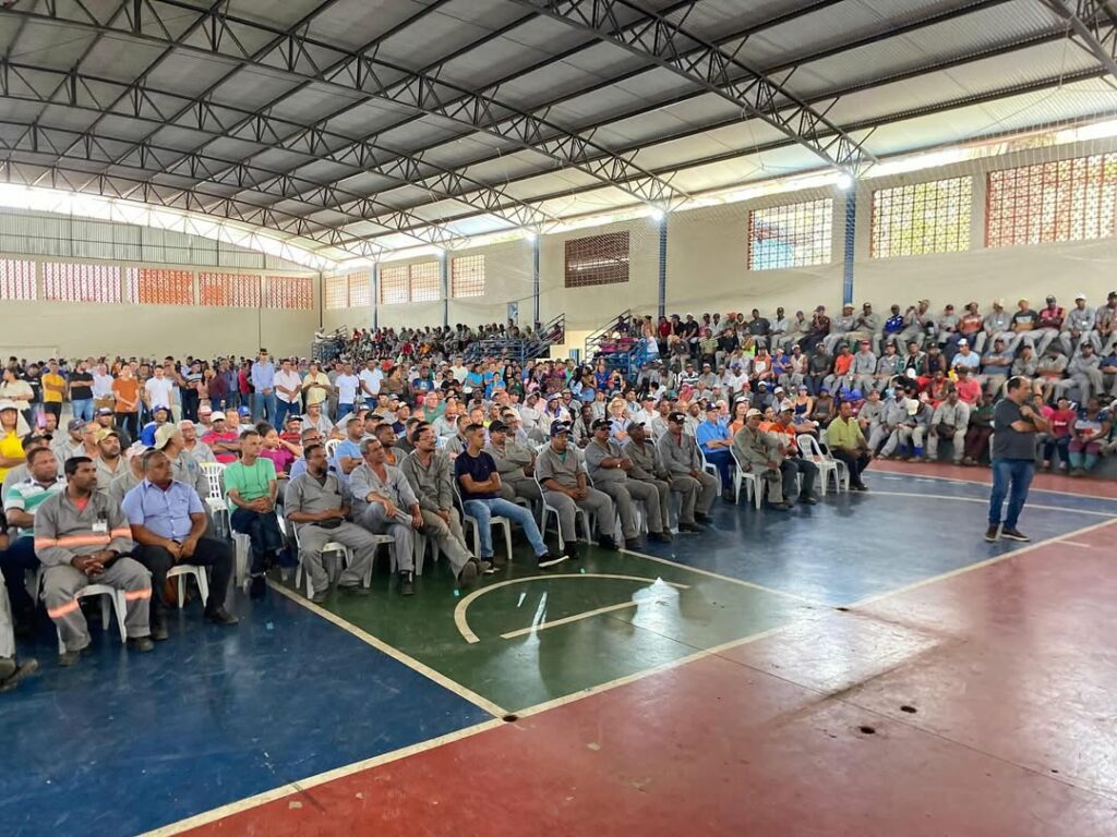 Audiência Pública em Urucânia (MG) para debater o futuro da Usina Jatiboca. Foto: Instagram/ Prefeitura de Urucania