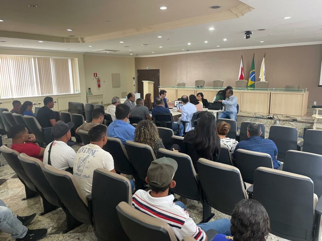 Comunidades atingidas pela Rodovia Liberdade se reúnem com o Ministério Público em audiência marcada pela denúncia de violações e pela luta por justiça. Foto: Rafael Zan / MAB