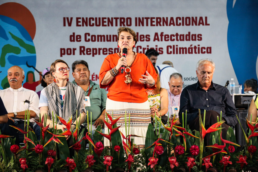 A ministra das Mulheres, Márcia Lopes, reconheceu o trabalho do MAB e do MAR na organização e luta dos atingidos. Foto: Joka Madruga / MAB