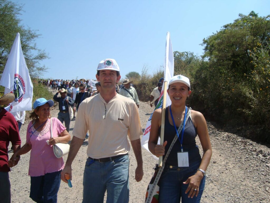 Atingidos tomam canteiro de obras da represa El Zapotillo, no México, em 2010. Foto: Alexânia Rossato / MAB