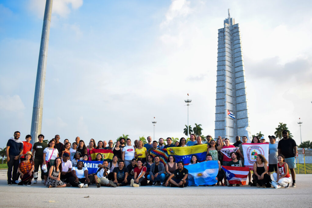O movimento continental americano se fortaleceu nas lutas em comum (Cuba, 2024). Foto: Acervo MAB