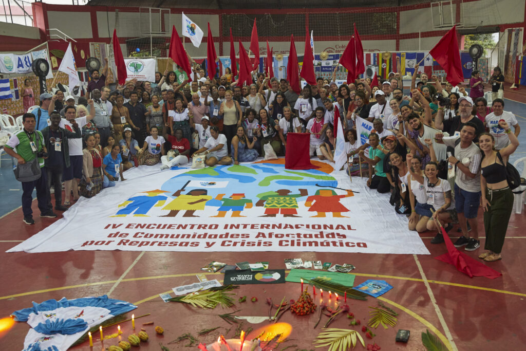 Delegações de 45 países criam movimento internacional unificado de atingidos. Foto: Marcelo Aguilar / MAB