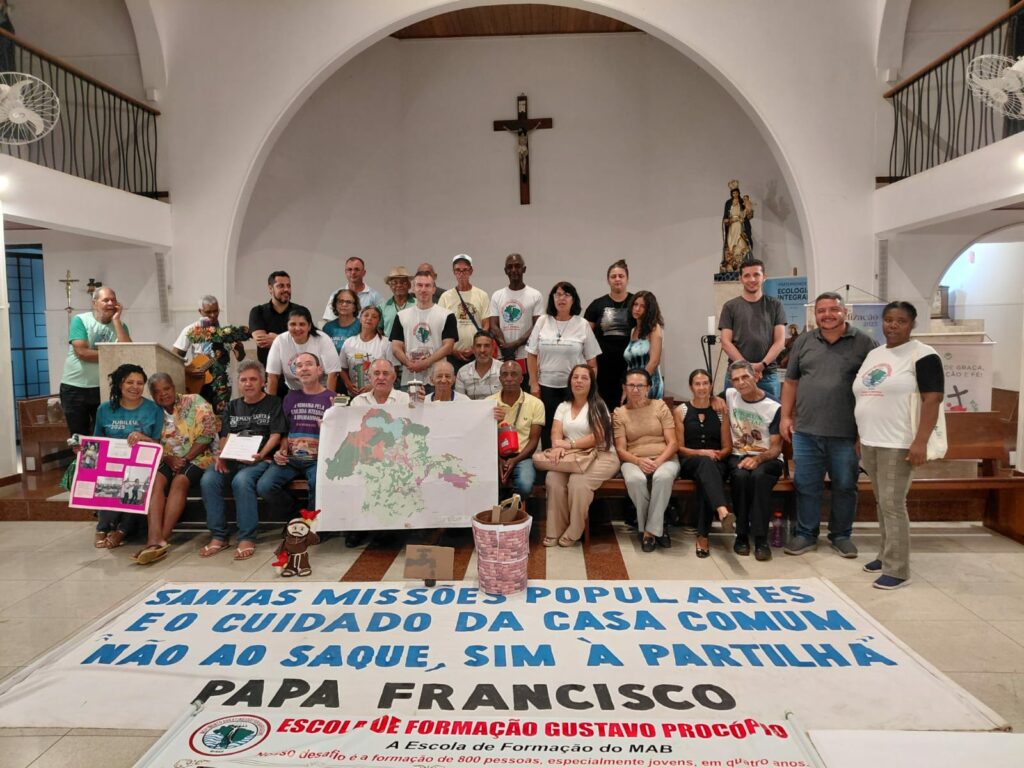 O MAB junto à comunidade de Congonhas para a Semana dos Direitos Humanos na cidade. Dezembro de 2025. Foto: Comunicação MAB MG