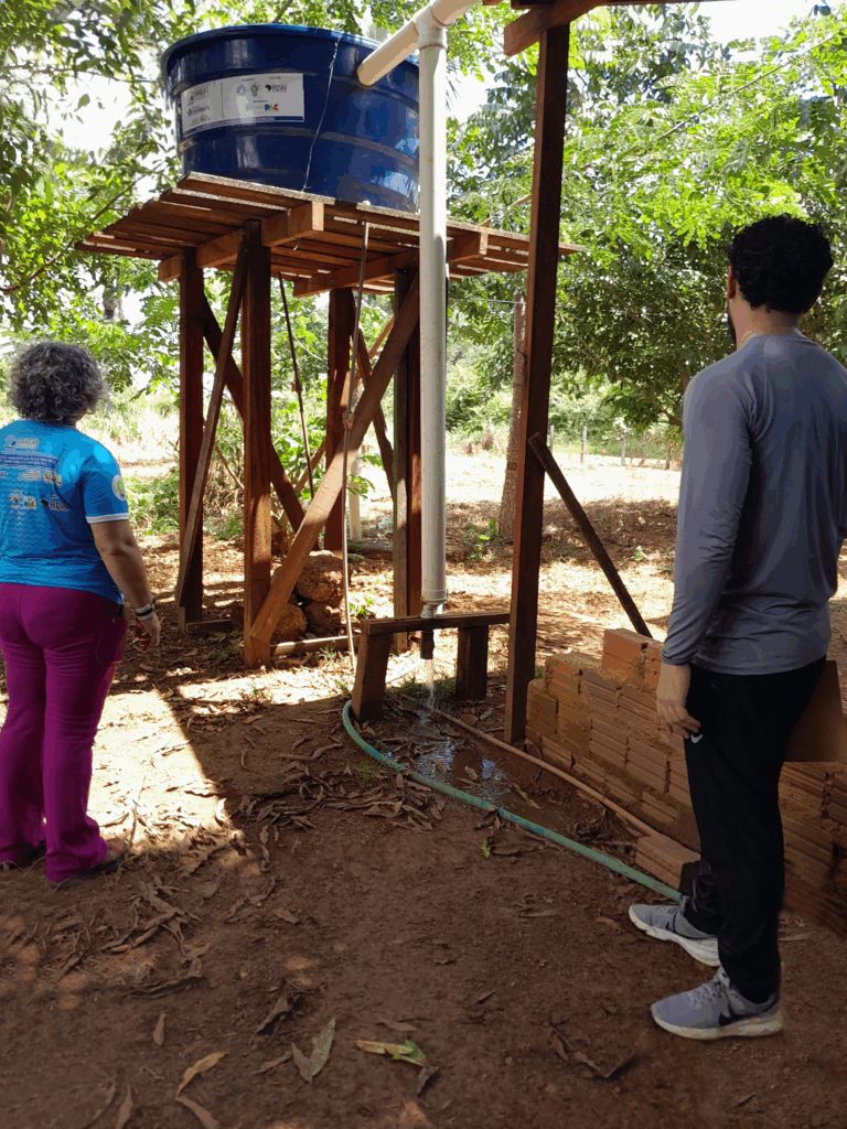 Willians Santos, técnico do MCM, durante vistorias das TSs nas comunidades de Paulo Leal, Betel e Belmont. Foto: Cleusely Trochmann / MAB