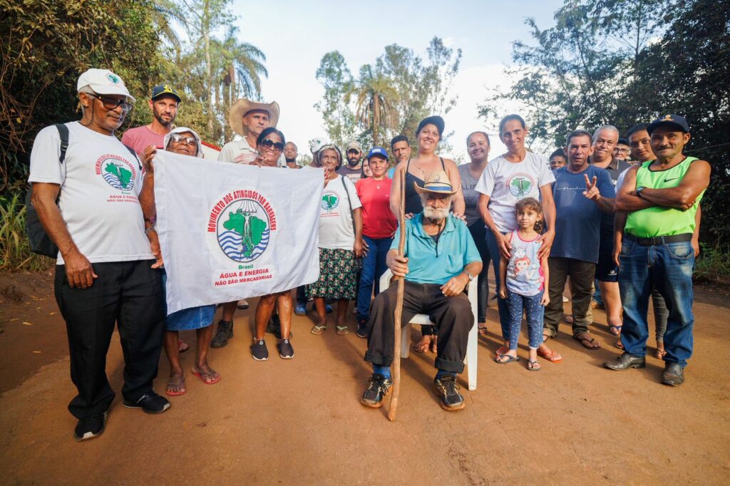 Comunidades atingidas de Samambaia e Curtume, em Itatiaiuçu (MG), mobilizam-se contra interdição de trecho na região. Foto: Guilherme Haruo