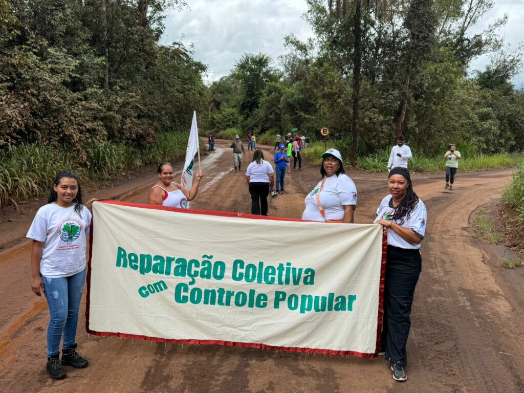 Há cerca de sete dias, comunidades atingidas seguem em manifestação em Itatiaiuçu. Foto: Acervo pessoal