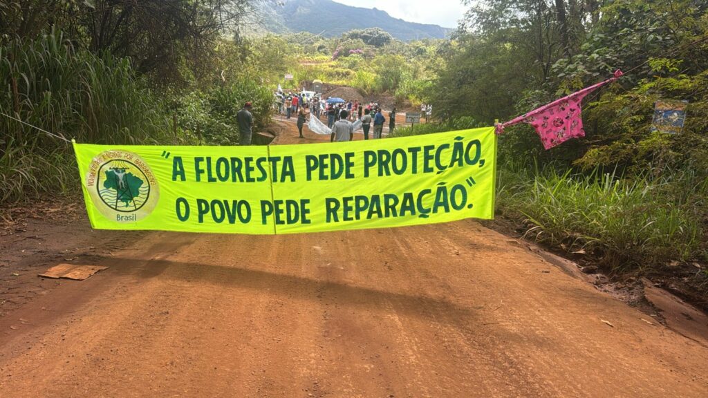 Há cerca de 7 dias, comunidades atingidas seguem em manifestação em Itatiaiuçu. Foto: Acervo dos Atingidos/ MAB