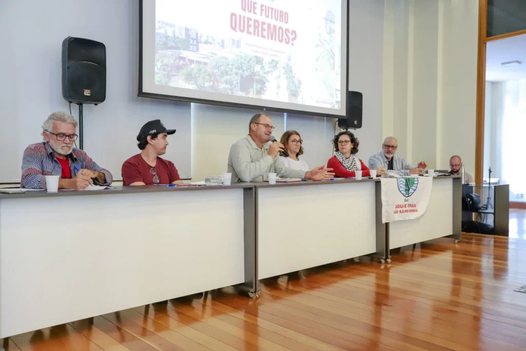 Seminário foi promovido pelo Brasil de Fato RS, Sul21 e Reitoria da Ufrgs. Foto: Rafa Dotti