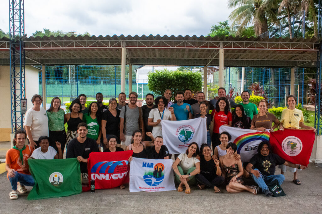 Turma Flávia Amboss com os professores Pedro Campos, Javier Ghibaudi, Gilberto Cervinski, Mariana Bruce, Luiz Candido e Flávia Vieira. Fotos: Joyce Silva / MAB