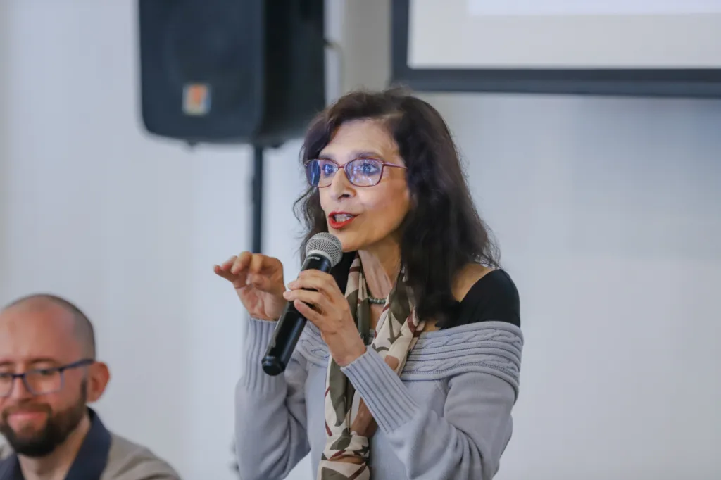 “Temos uma rede de 400 cientistas que já vinha avisando há muito tempo que teríamos seca no Norte e enchente no Sul”, enfatizou Márcia Barbosa. Foto: Rafa Dotti