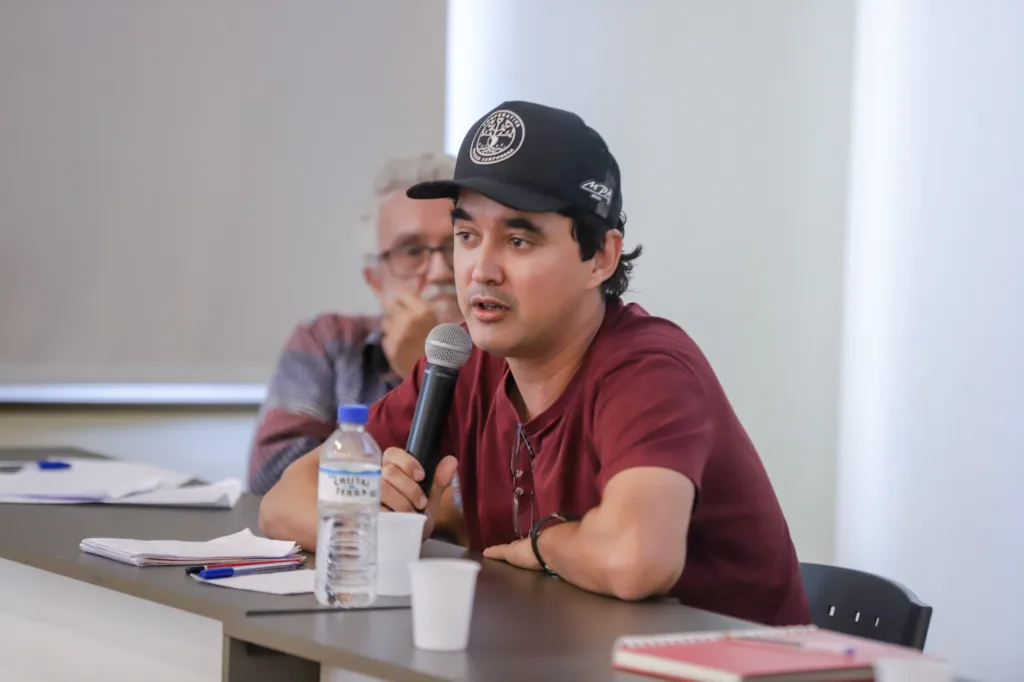 “Temos que ir testando e buscando fissuras nesse sistema, para um dia superá-lo”, ressaltou Gerson Borges. Foto: Rafa Dotti