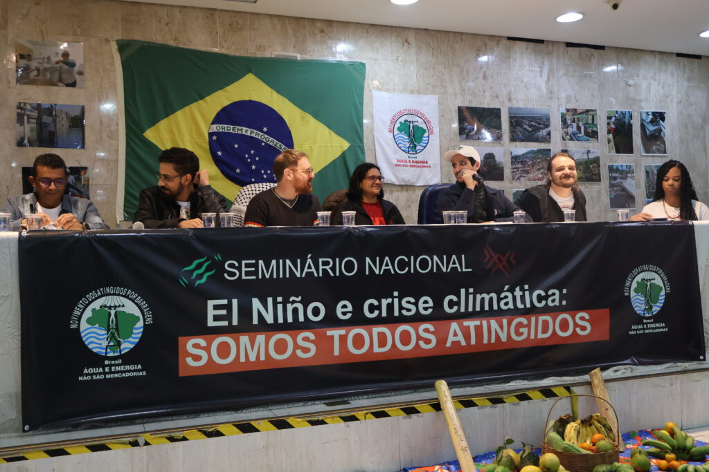 MAB debate crise climática e impactos do El Niño com atingidos em seminário em São Paulo. Foto: Tamires Pinheiro / MAB