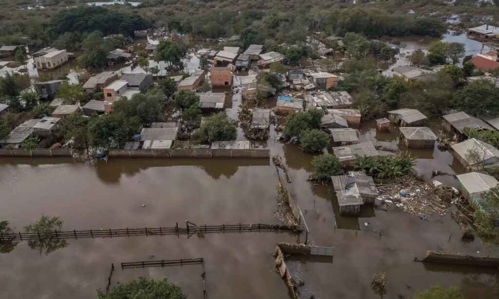 As enchentes e enxurradas no RS alcançaram mais de 2,4 milhões de habitantes em 478 municípios. Foto: Rafa Neddermeyer / Agência Brasil