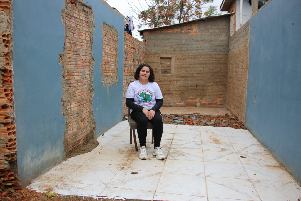 Keise Lopes foi atingida pelas enchentes no Rio Grande do Sul em 2024. Foto: Victória Holzbach / MAB