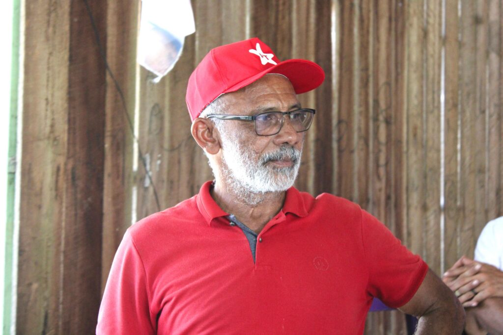 Seu Antônio Dias, da coordenação estadual do MAB, destacou o entusiasmo e a consciência política das comunidades durante a plenária. Foto: Jordana Ayres / MAB.