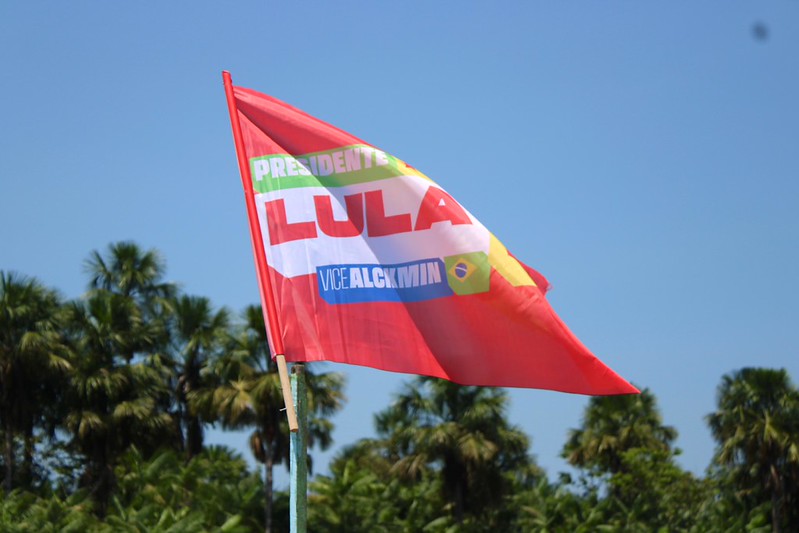 Mobilização nas ruas e nas redes estão entre as práticas para eleger Lula presidente no dia 25 de outubro. Foto: Jordana Ayres / MAB